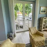 Manor House Overlooking Fields And Garden Nyaraló