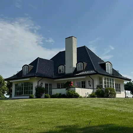 Casa vacanze Manor House Overlooking Fields And Garden